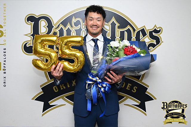 XO T-岡田 55 オリックスバファローズ  ユニフォーム 9/24引退試合 T-岡田選手 現役引退のお知らせ | オリックス・バファローズ