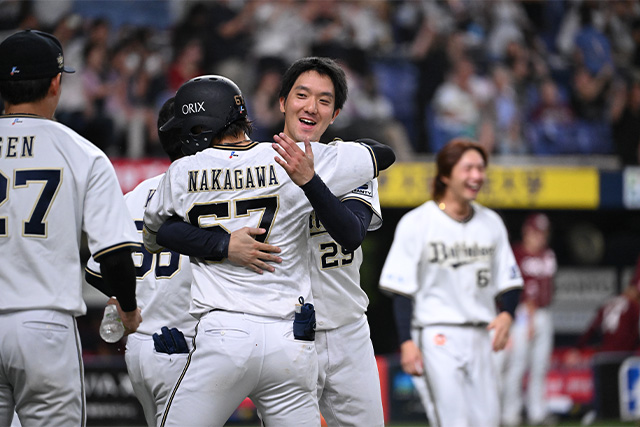 オリックスバファローズ 宗佑磨 伏見寅威 鈴木優 サヨナラゲーム Tシャツ オリックスバファローズ 宗佑磨 伏見寅威 鈴木優 サヨナラゲーム